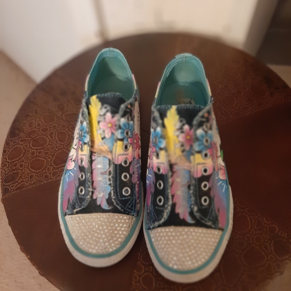 Floral Canvas Sneakers - Picture 1 of 4